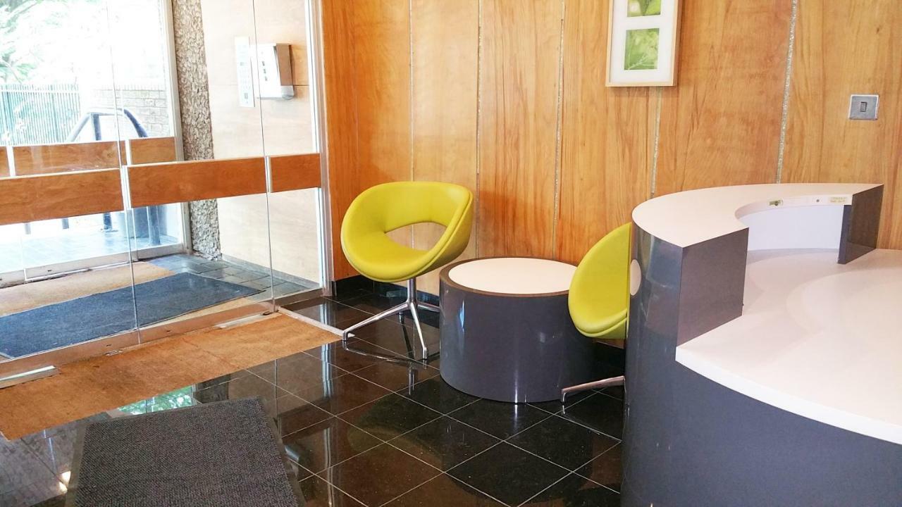 Cygnet House Croydon Ngoại thất bức ảnh