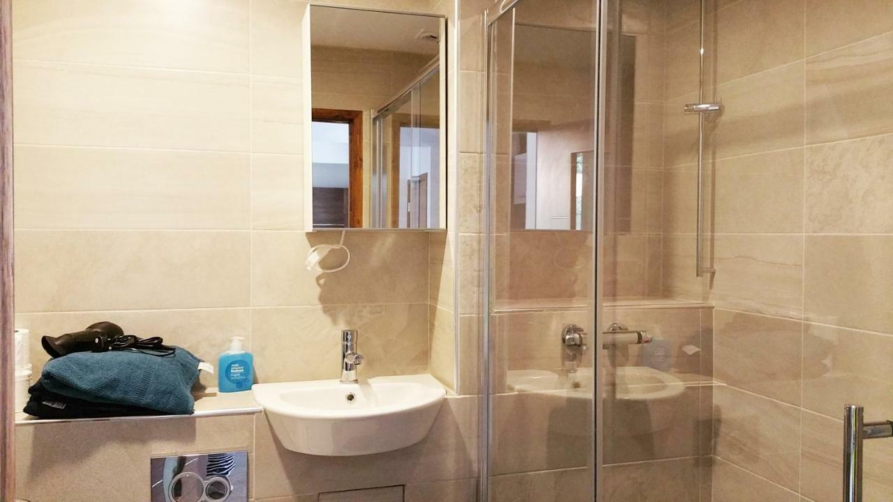Cygnet House Croydon Ngoại thất bức ảnh